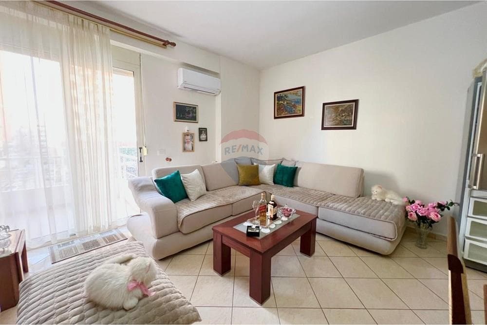 Apartament - Në Shitje - Rruga e Portit, Vlorë