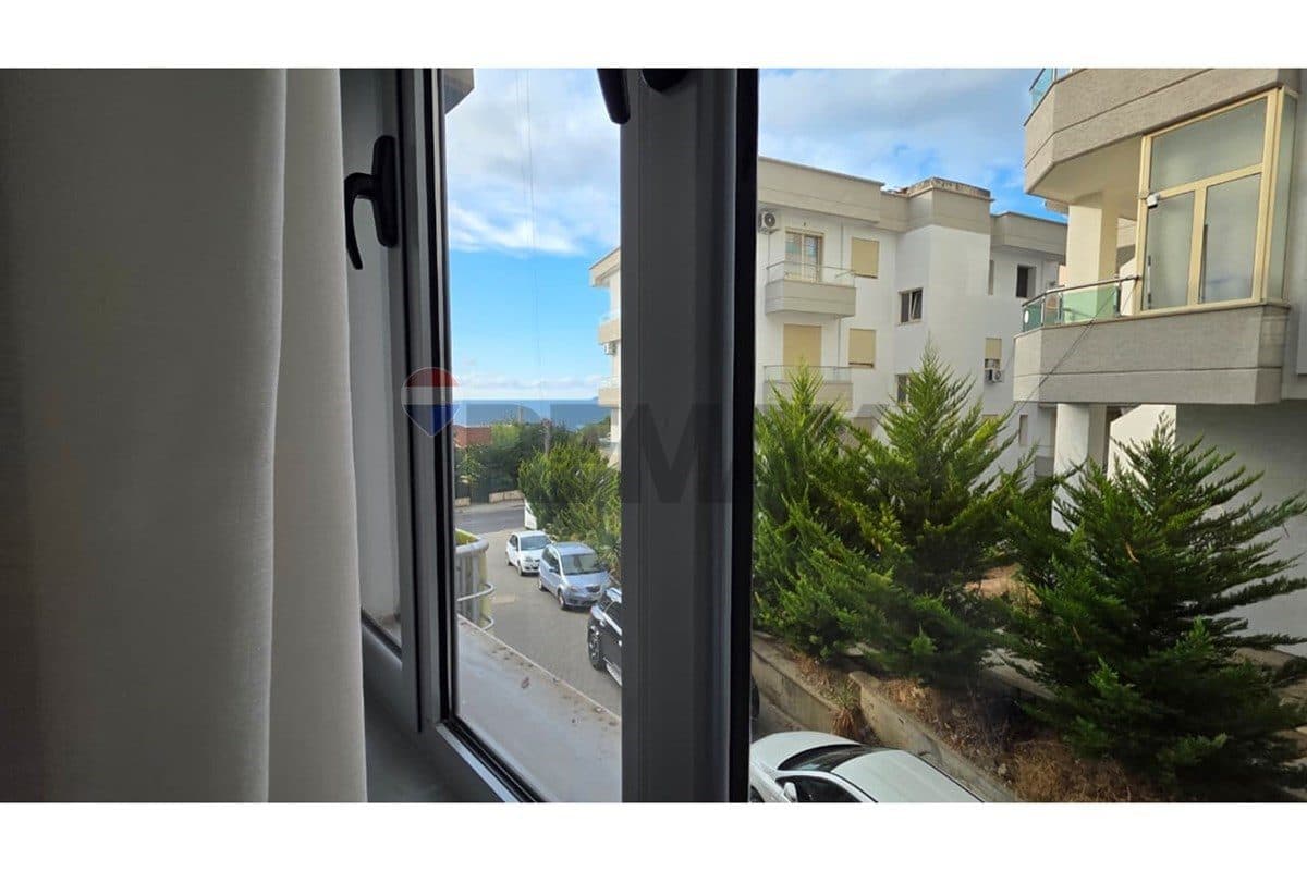 🔥 OKAZION NË UJIN E FTOHTË – VLORË 🌊 🏡 APARTAMENT 1+1 PER SHITJE 3