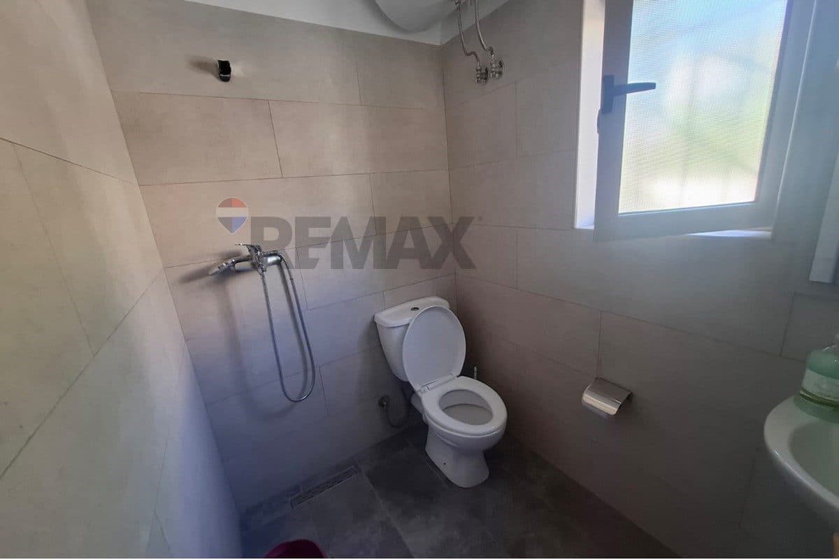 Shtëpi Private 1+1 për Qira Afatgjatë në Çole, Vlorë