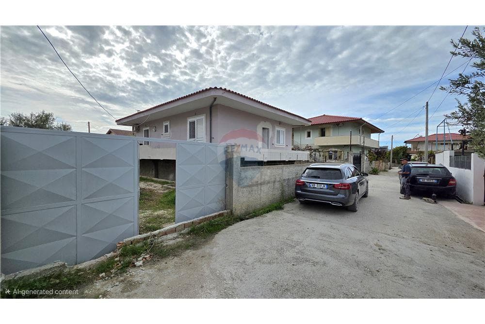 Shtepi Private - Në Shitje - Rruga Demokracia, Vlorë 2