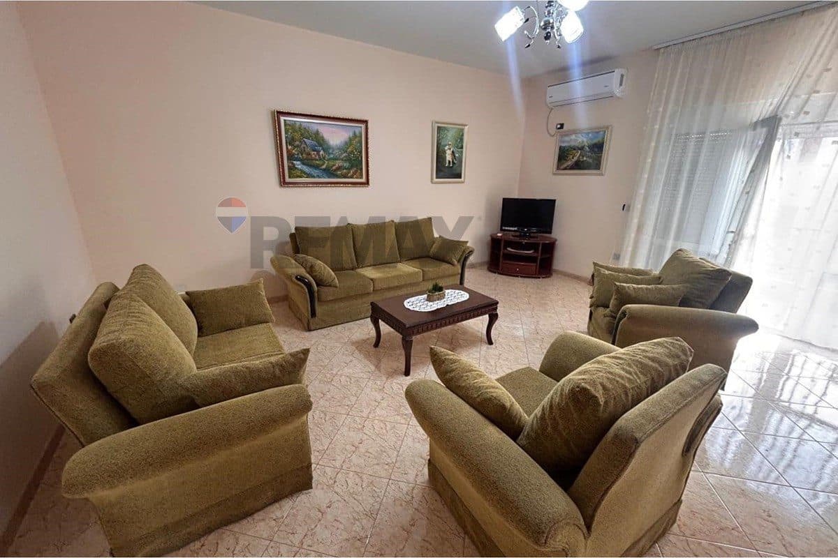 🏡 APARTAMENT 2+1+2 ME QIRA – Blv.Ismail Qemali, VLORË