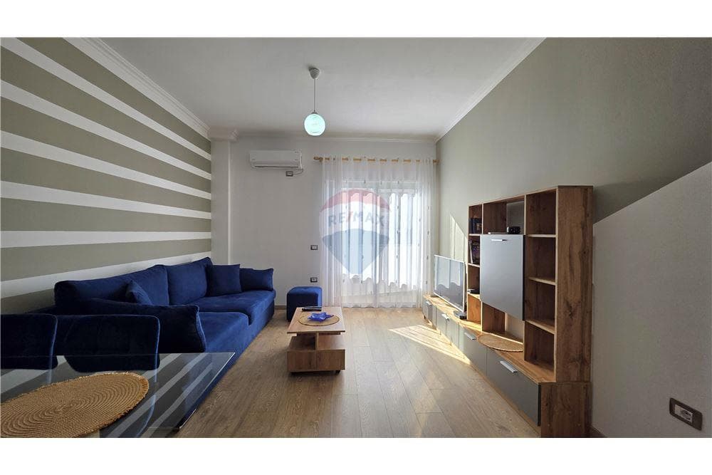 Apartament - Në Shitje - Rruga Aleksandër Moisiu, Vlorë