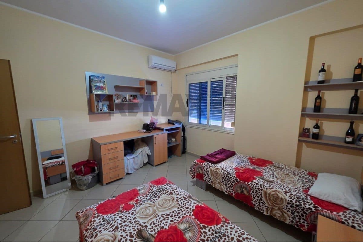 🏡 APARTAMENT 2+1 PËR QIRA AFATGJATË – PRANË KISHËS ORTODOKSE, VLORË ✨