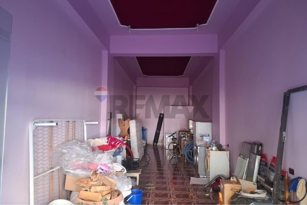 Dyqan - Për Qira - Rruga Dush Strati, Vlorë 2