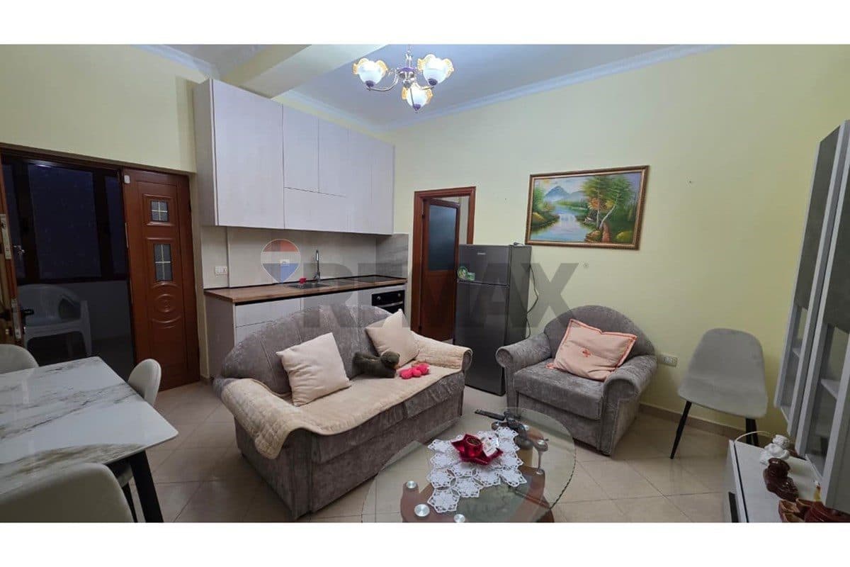 Apartament - Për Qira - Rruga Dervish Hekali, Vlorë