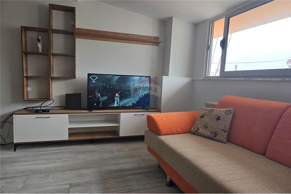 Apartament - Në Shitje - Rruga Reshat Osmani, Vlorë 3
