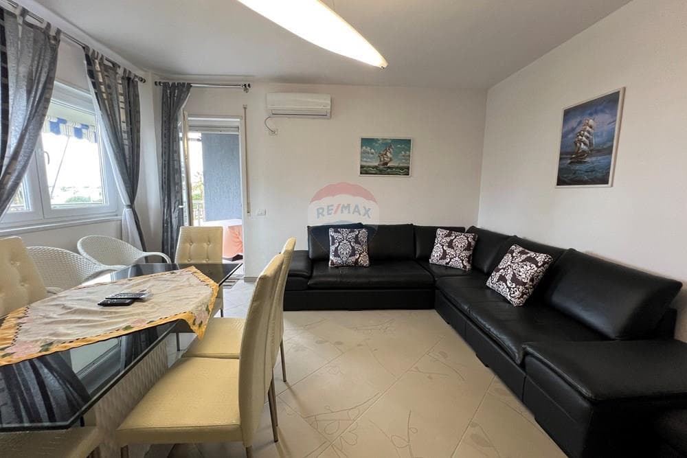 Apartament - Për Qira - Lungomare, Vlorë 3