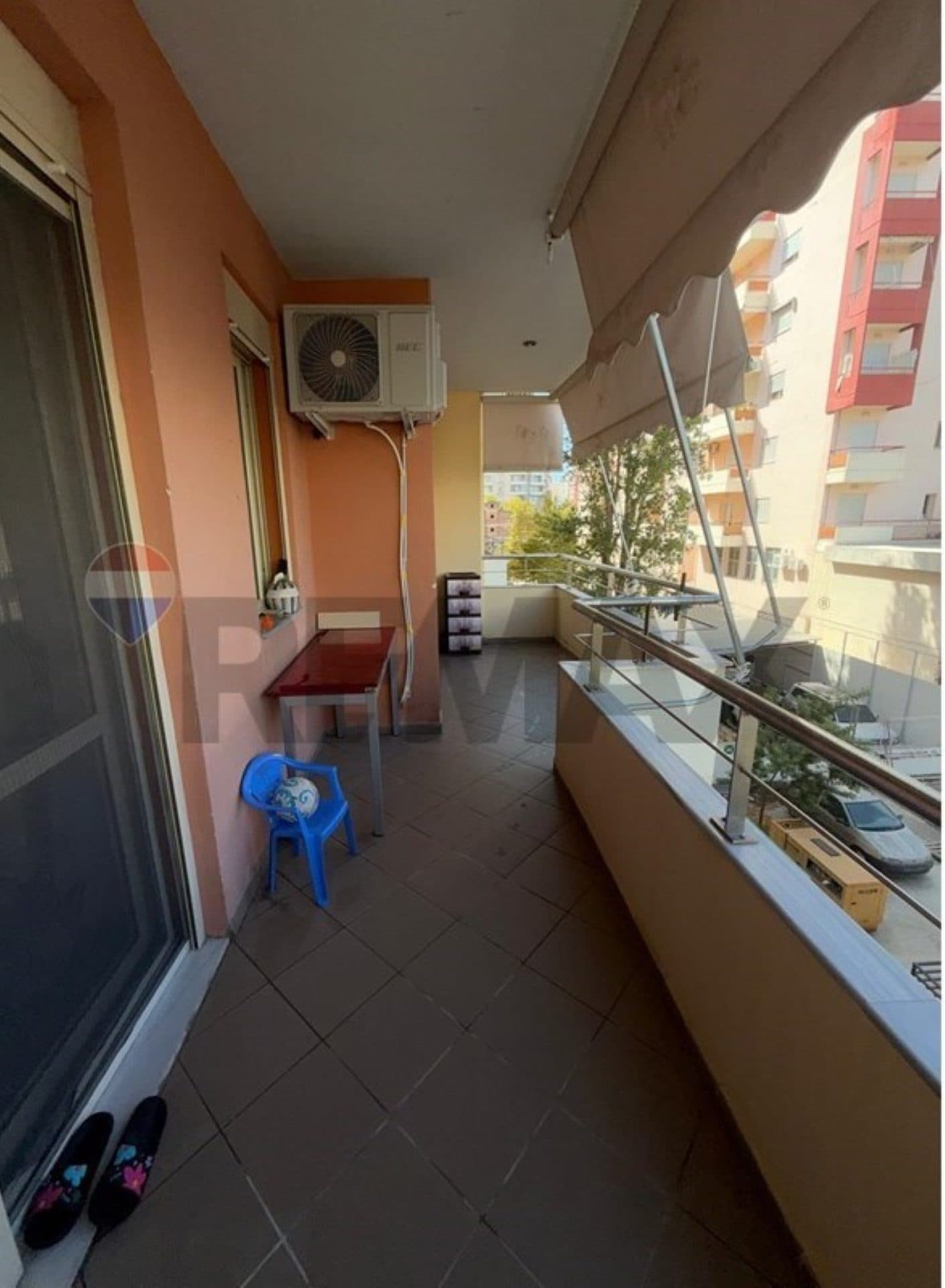 🏡 APARTAMENT 1+1 PËR SHITJE – RRUGA E ÇIPAJVE, VLORË