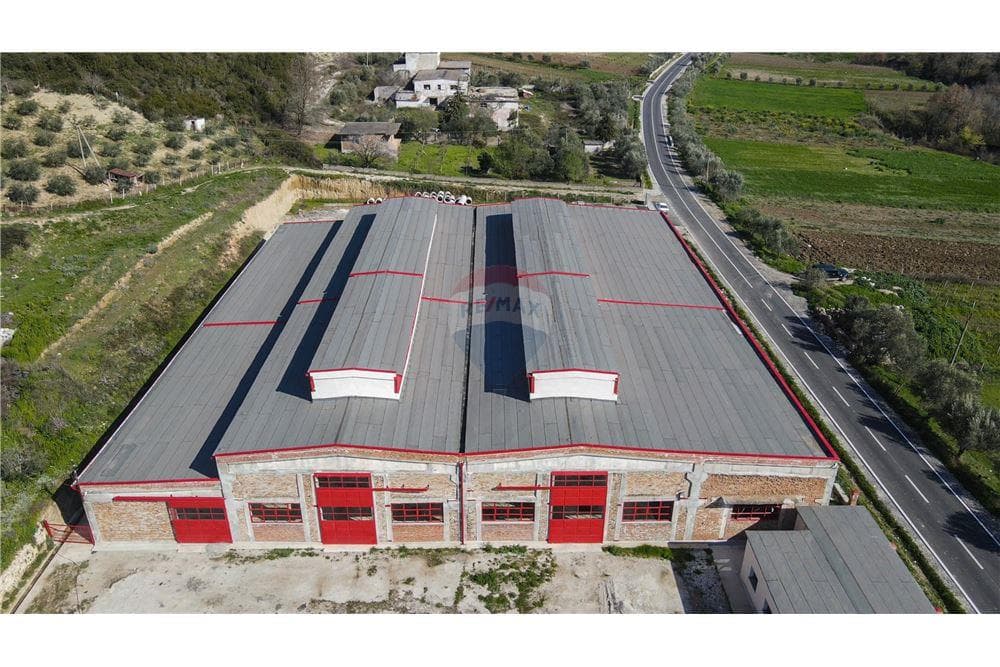 Magazine - Për Qira - Rruga Demokracia, Vlorë