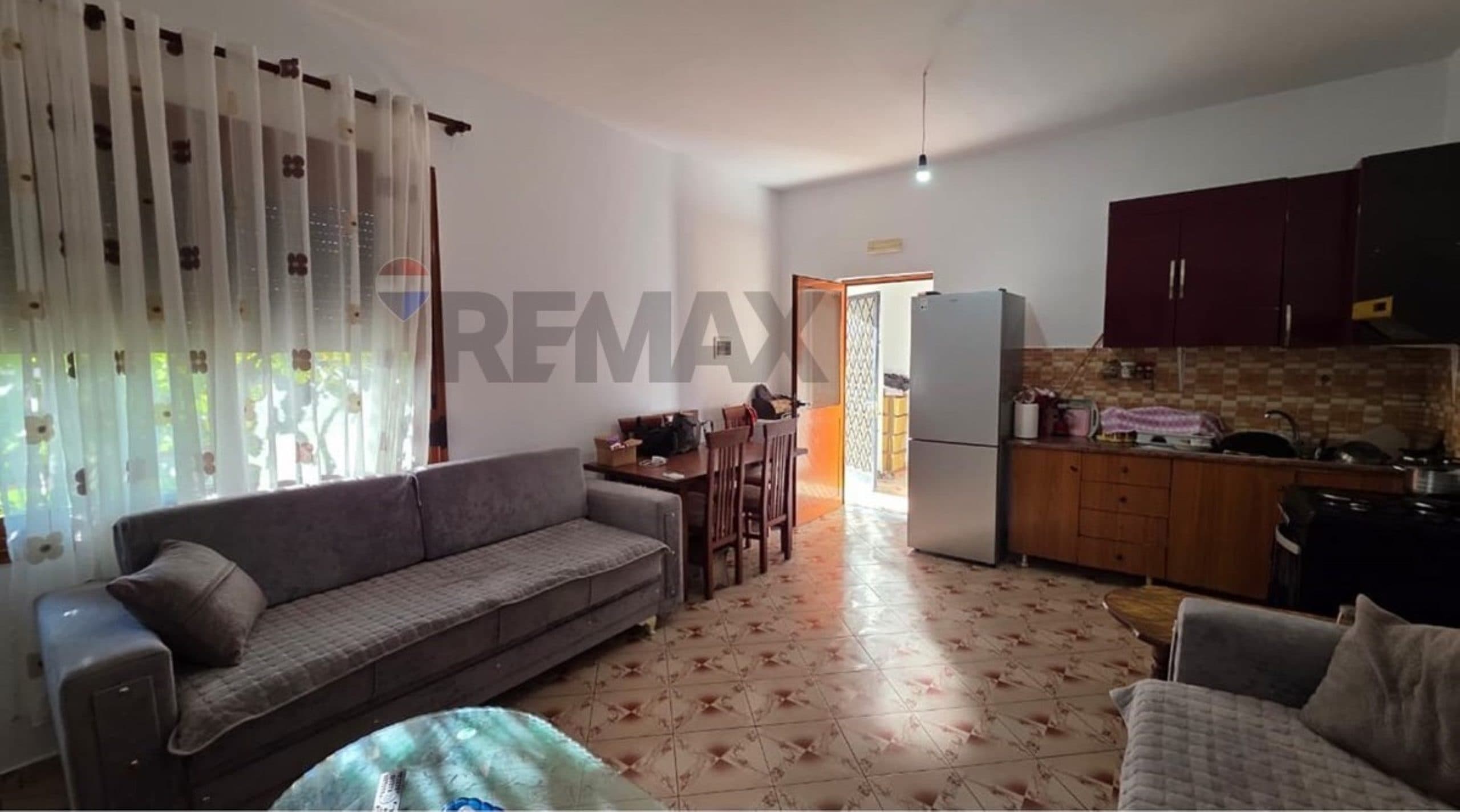 🏡 SHTËPI PRIVATE PËR SHITJE – VLORË
