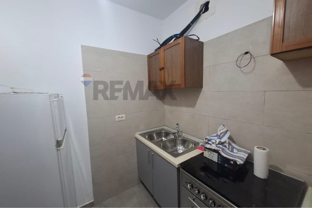Shtëpi Private 1+1 për Qira Afatgjatë në Çole, Vlorë