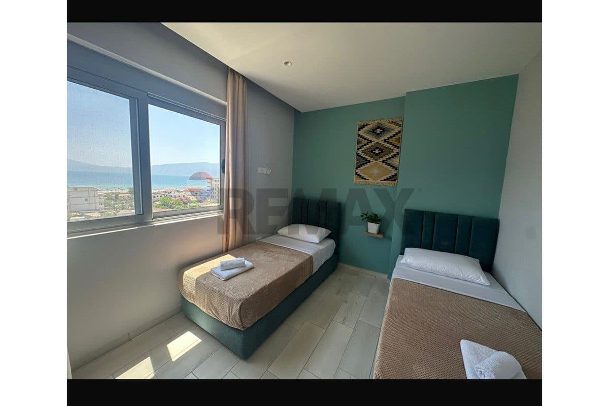 APARTAMENT 2+1 ME QIRA AFATGJATË – ZONA E PORTIT, VLORË 3