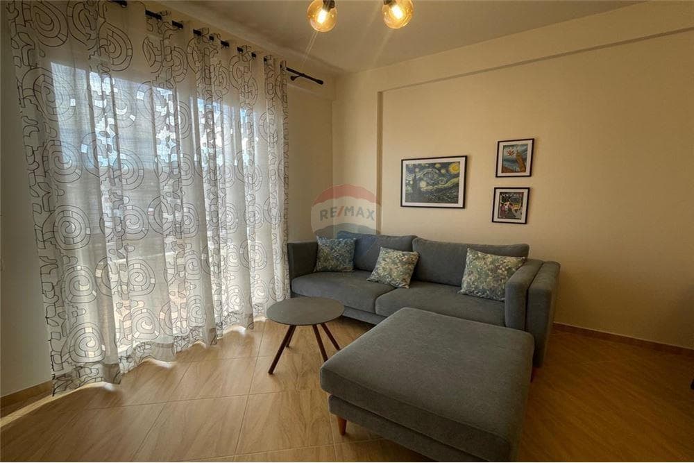 Apartament - Për Qira - Rruga e Re, Vlorë