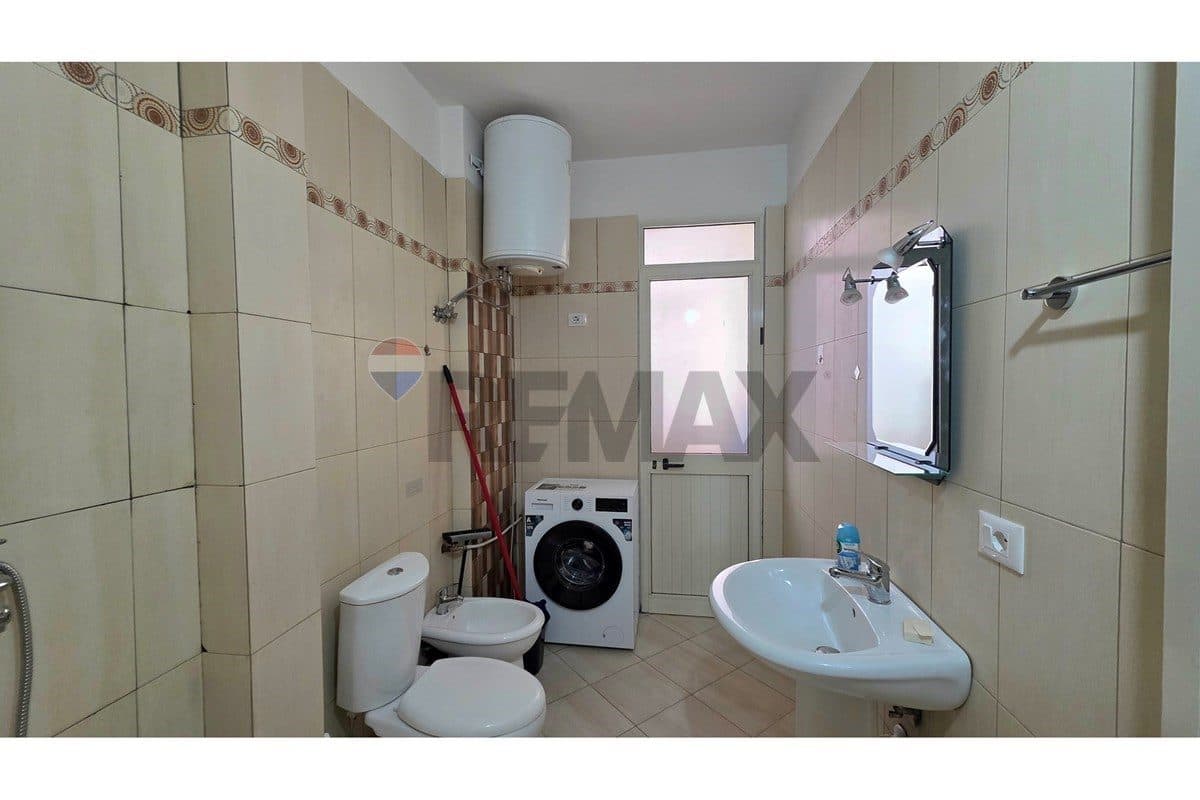 🏡 APARTAMENT 2+1 ME QIRA – PRANË SHKOLLËS SË MUZIKËS, VLORË! 4