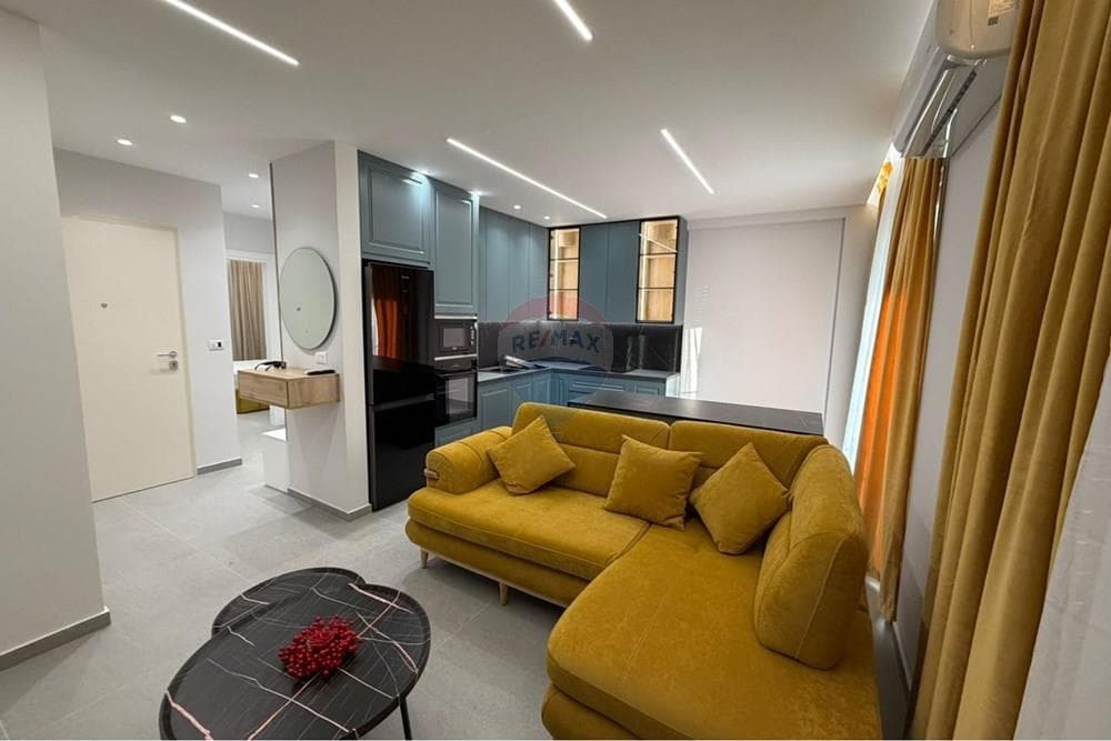Apartament - Në Shitje - Rruga Dhimitër Konomi, Vlorë 2
