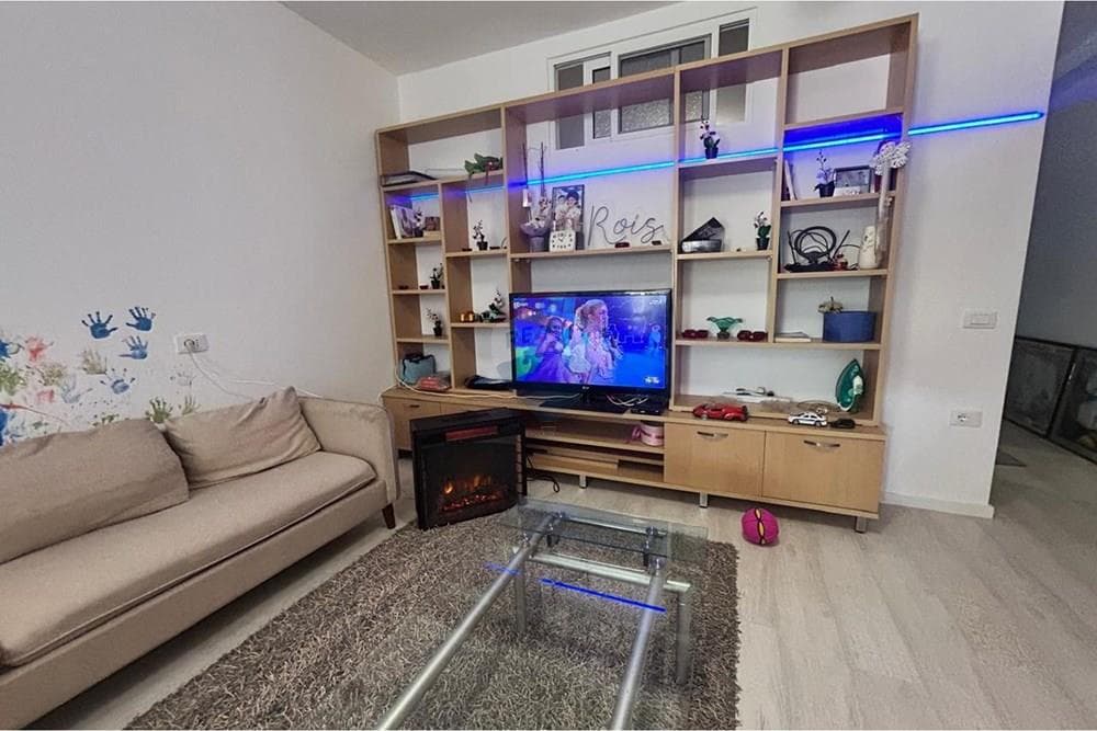SHTËPI PRIVATE ME QIRA – BABICË, VLORË