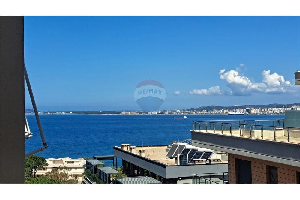 Apartament 1+1 ne Shitje,prane Marina Bay,Vlore