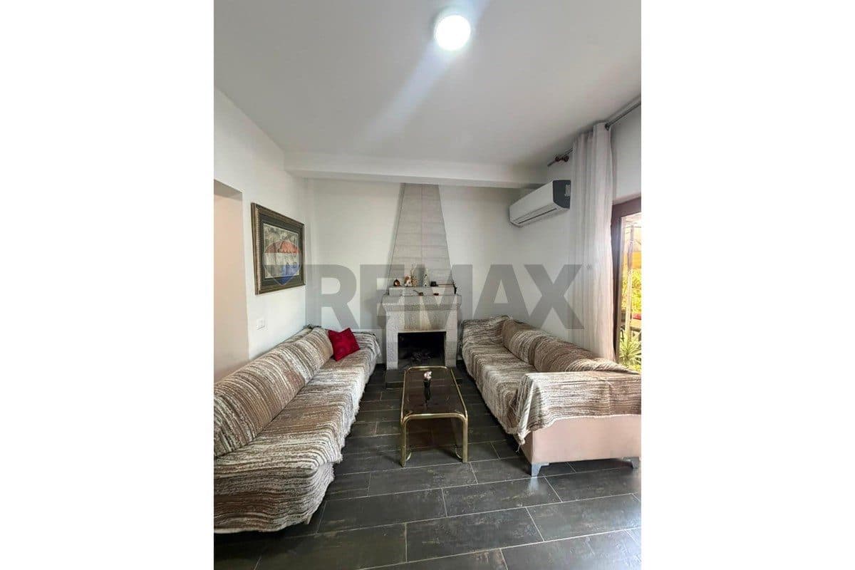 Shtepi Private - Për Qira - Vlorë, Vlorë 2