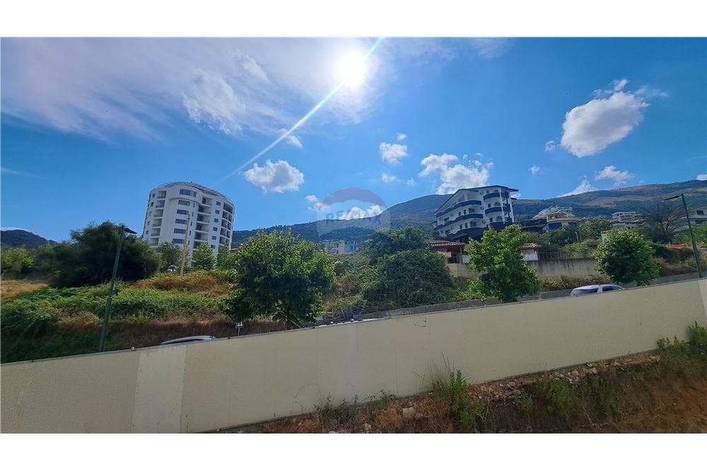 Apartament - Në Shitje - Rruga Haziz Xhyheri, Vlorë