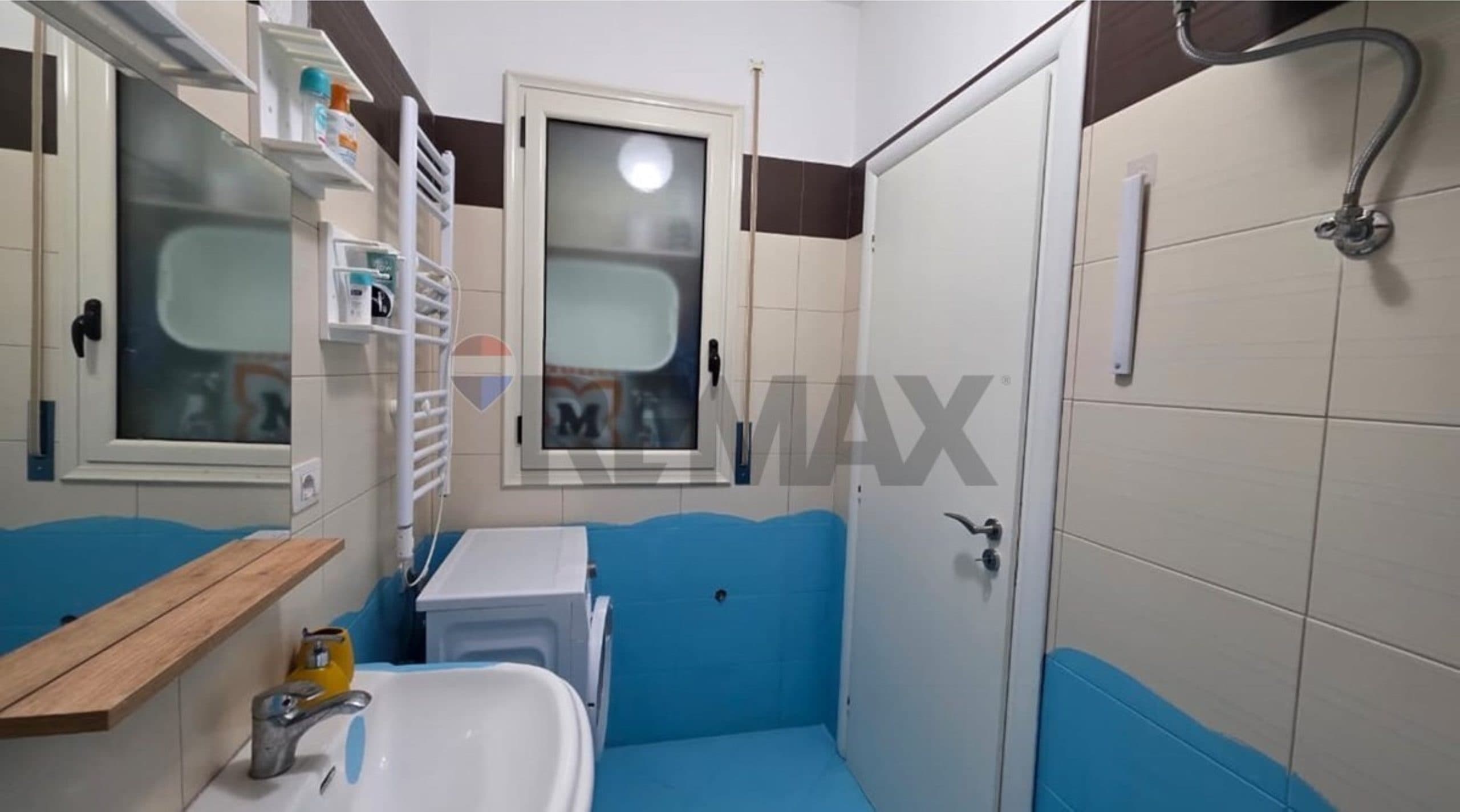 🏡 GARSONIERE PËR SHITJE – LUNGOMARE, VLORË 2