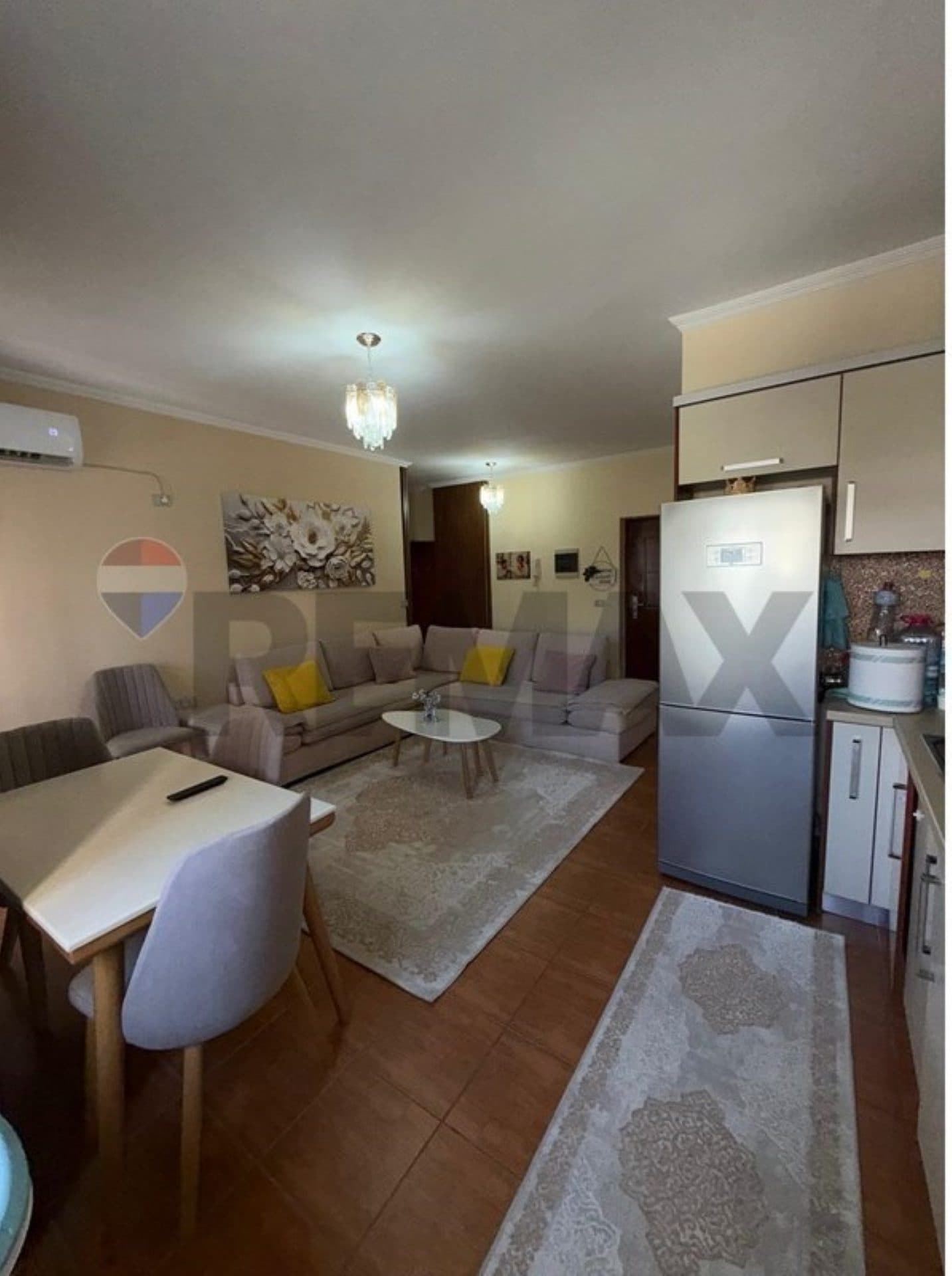 🏡 APARTAMENT 1+1 PËR SHITJE – RRUGA E ÇIPAJVE, VLORË