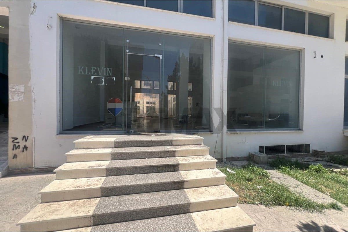 Dyqan - Për Qira - Skelë, Vlorë