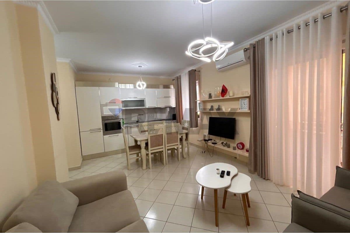 ✨ APARTAMENT 2+1 ME QIRA – PRANË DETIT, VLORË