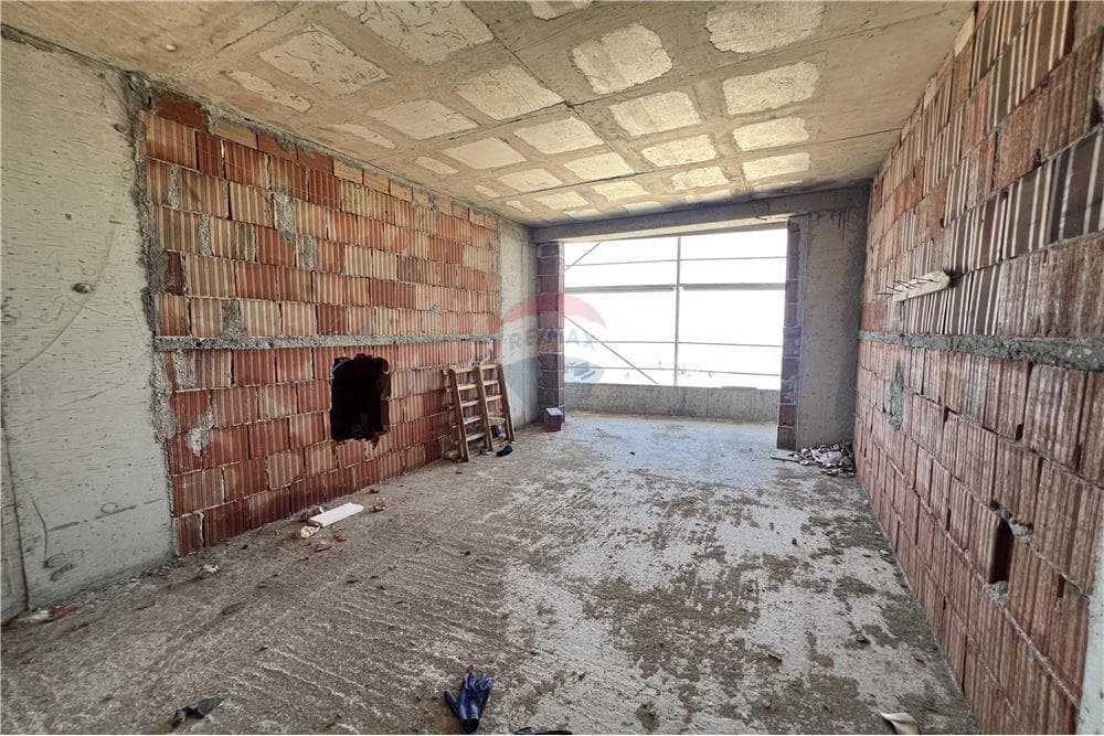 Apartament - Në Shitje - Lungo Mare, Vlorë 4