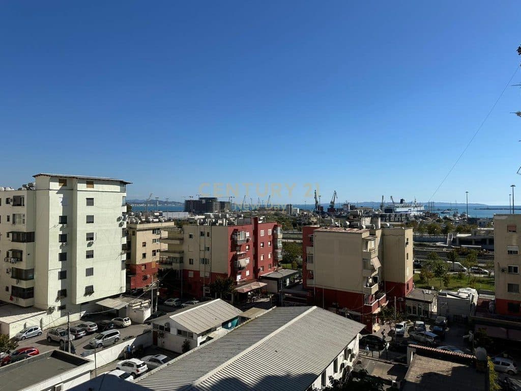 Apartament 2+1 Me Qira në Ujësjellës Kanalizime, Durrës - 600€ | 110 m²