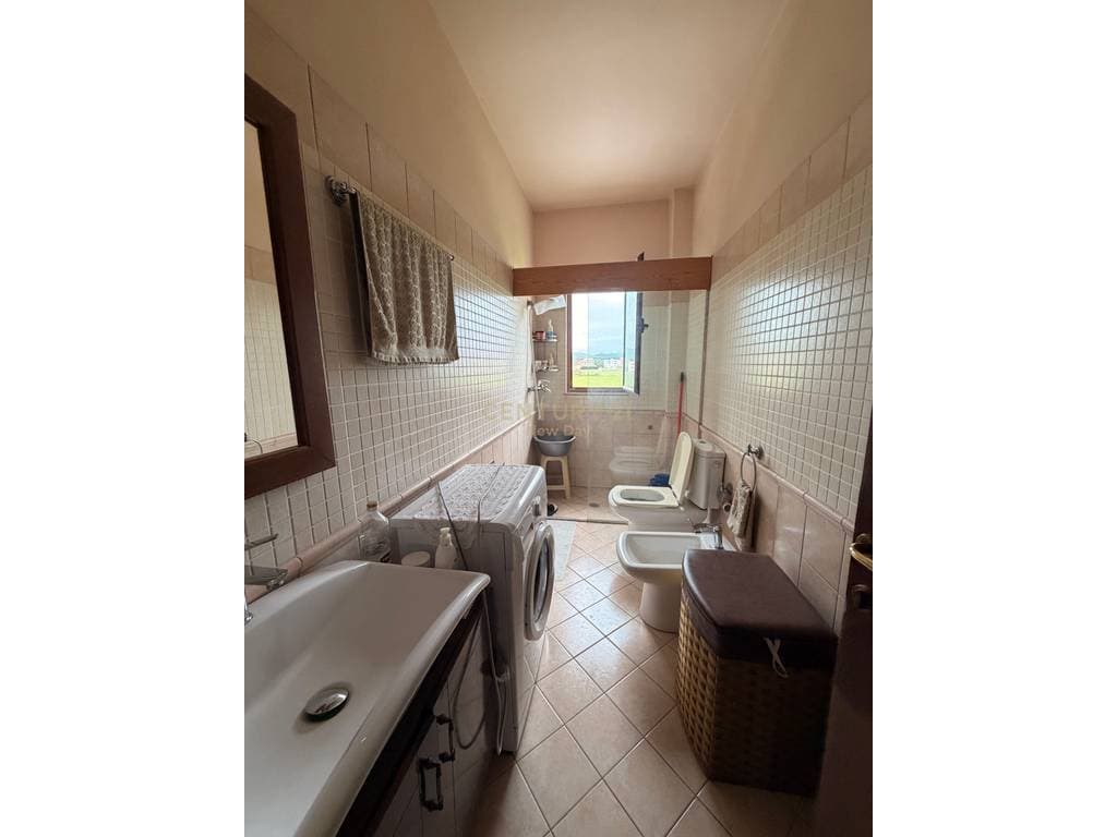 Shitet Vile në Kavajë - 250000€ | 1533 m²
