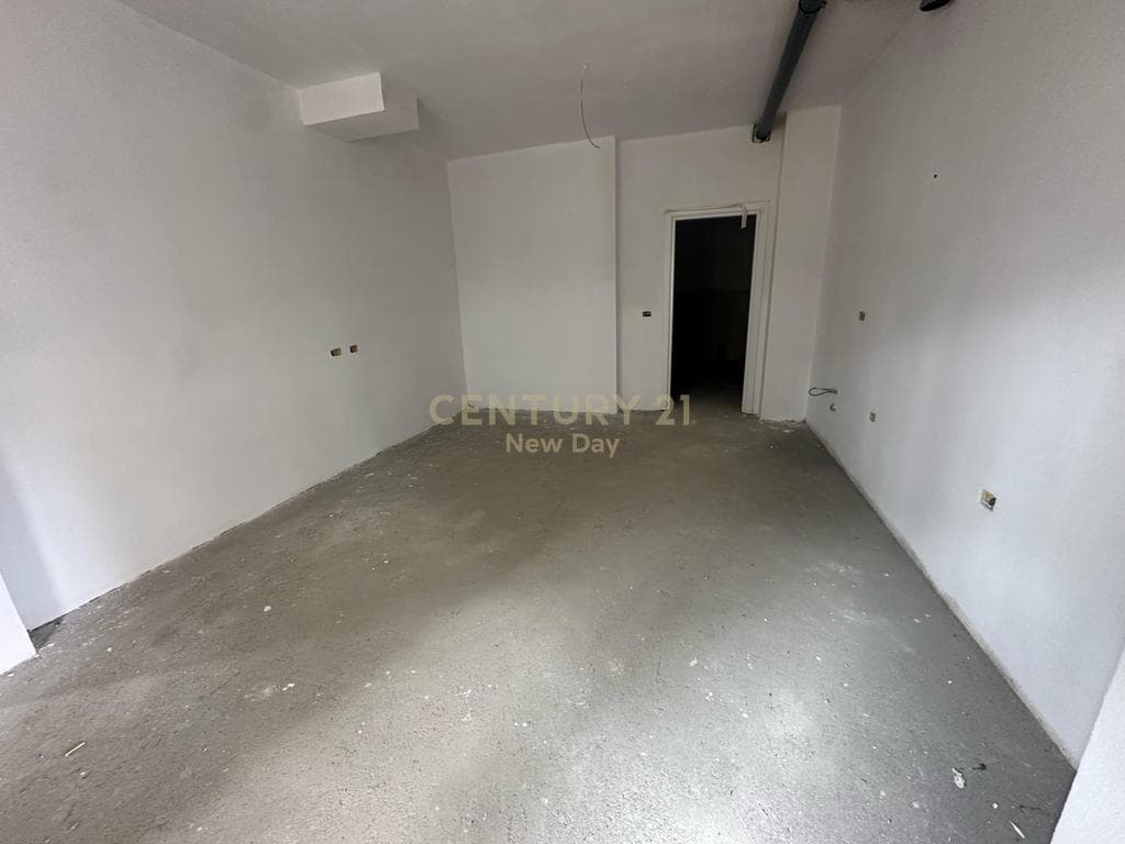 Apartament 1+1 Për Shitje në Mali i Robit, Durrës 3