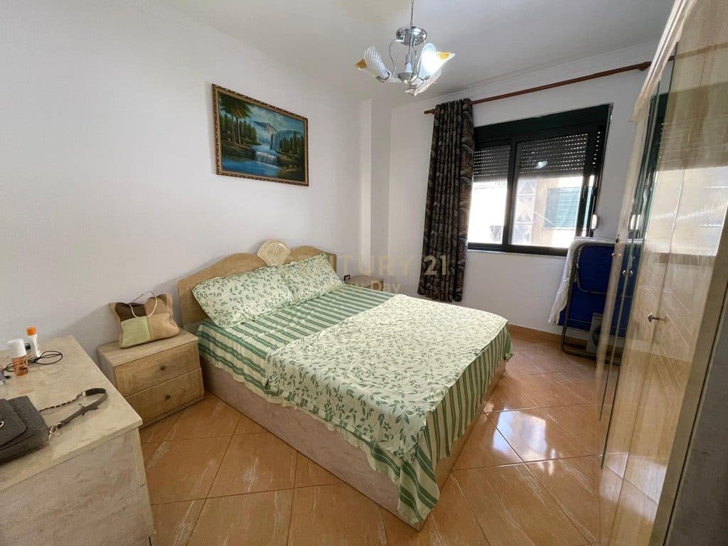 SHITET APARTAMENT 1+1 PRANE KLAJDI RESORT, GOLEM! 2