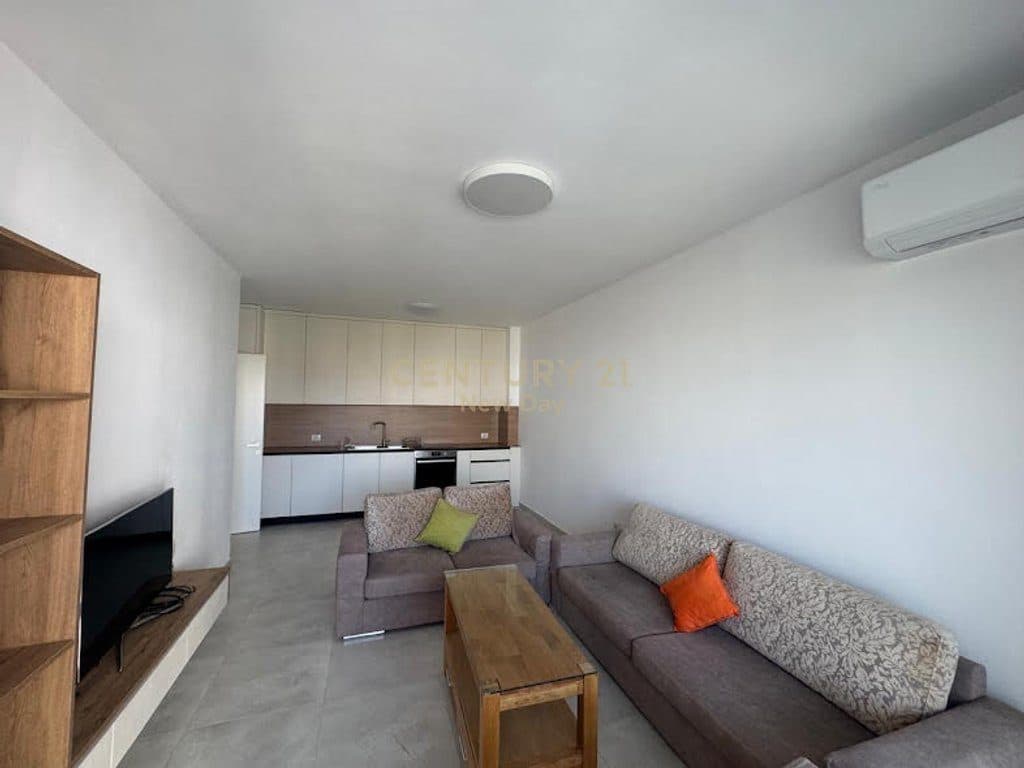 Apartament 2+1 Me Qira në Plazh, Durrës - 500€ | 95 m² 2