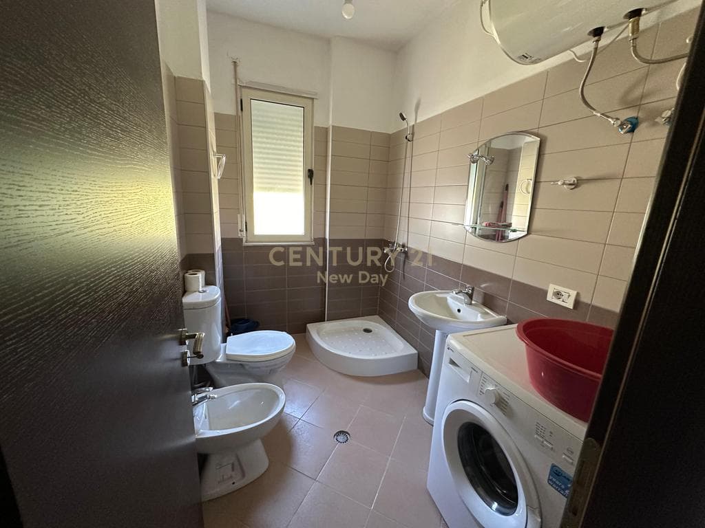 JEPET ME QIRA APARTAMENT 1+1 TE SHKEMBI I KAVAJES 4