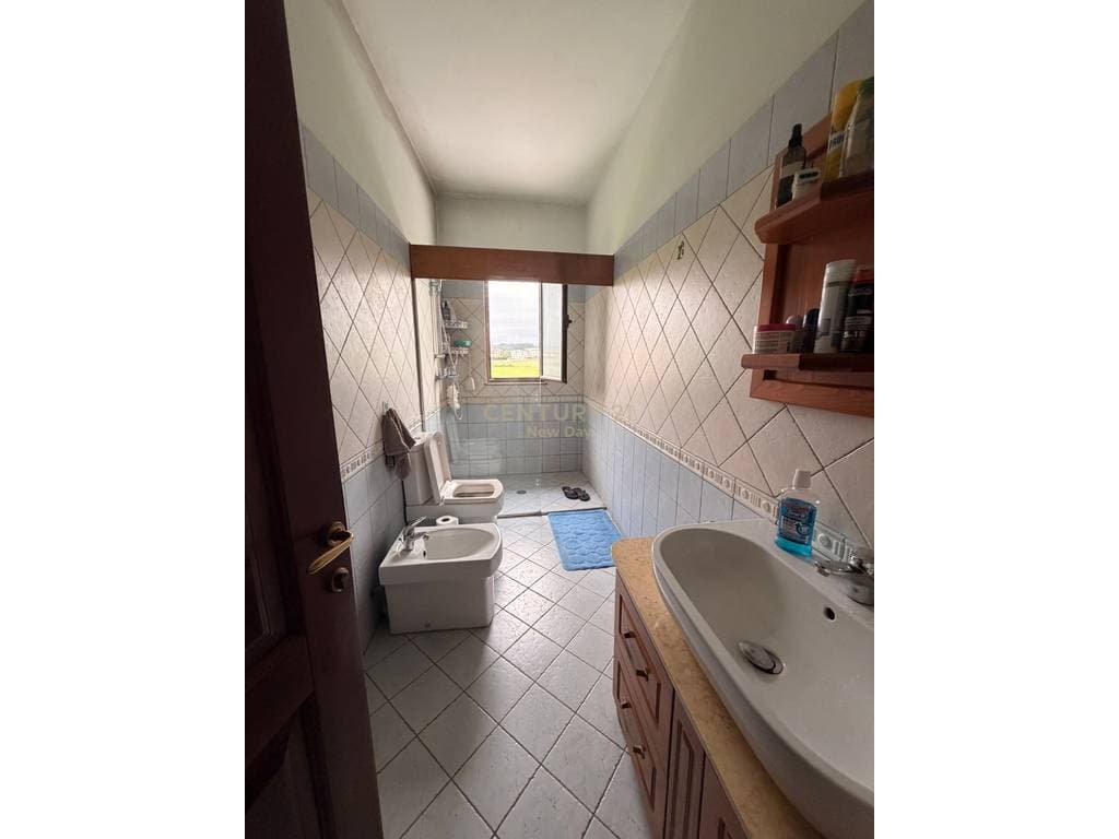Shitet Vile në Kavajë - 250000€ | 1533 m²
