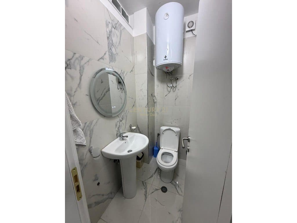 JEPET APARTAMENT 2+1+2T ME QIRA PRANE GALAKTIKUT!