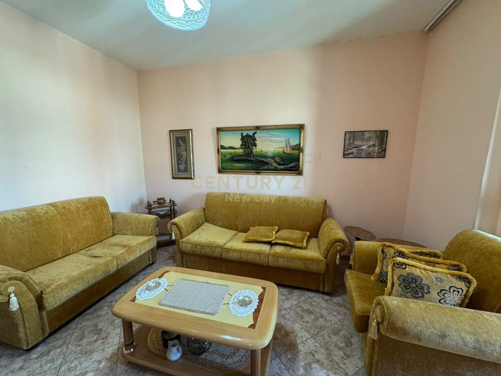 Apartament 1+1 në shitje te Stacioni i Trenit, Durrës - 75,000€ | 61.6 m²