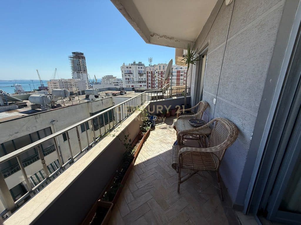 Apartament 2+1 me 2 tualete me qira pranë Tatimeve 2