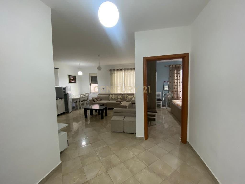 Apartament 1+1 Me Qira në Plazh, Durrës - 380€ | 70 m² 3