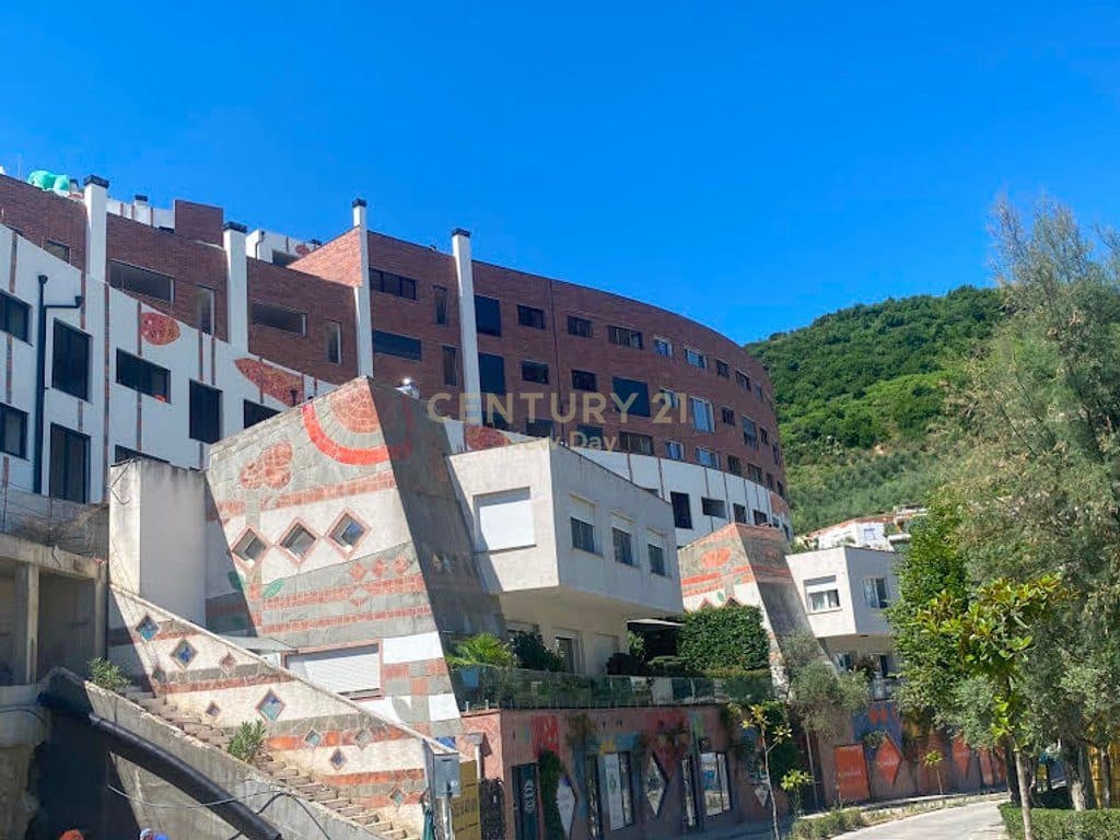 Triplex per shitje ne Residencen Kodra e Diellit 2