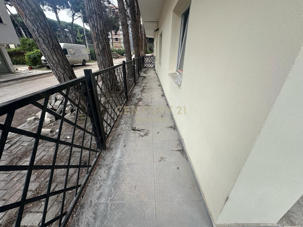Apartament 1+1 Për Shitje në Mali i Robit, Durrës 2