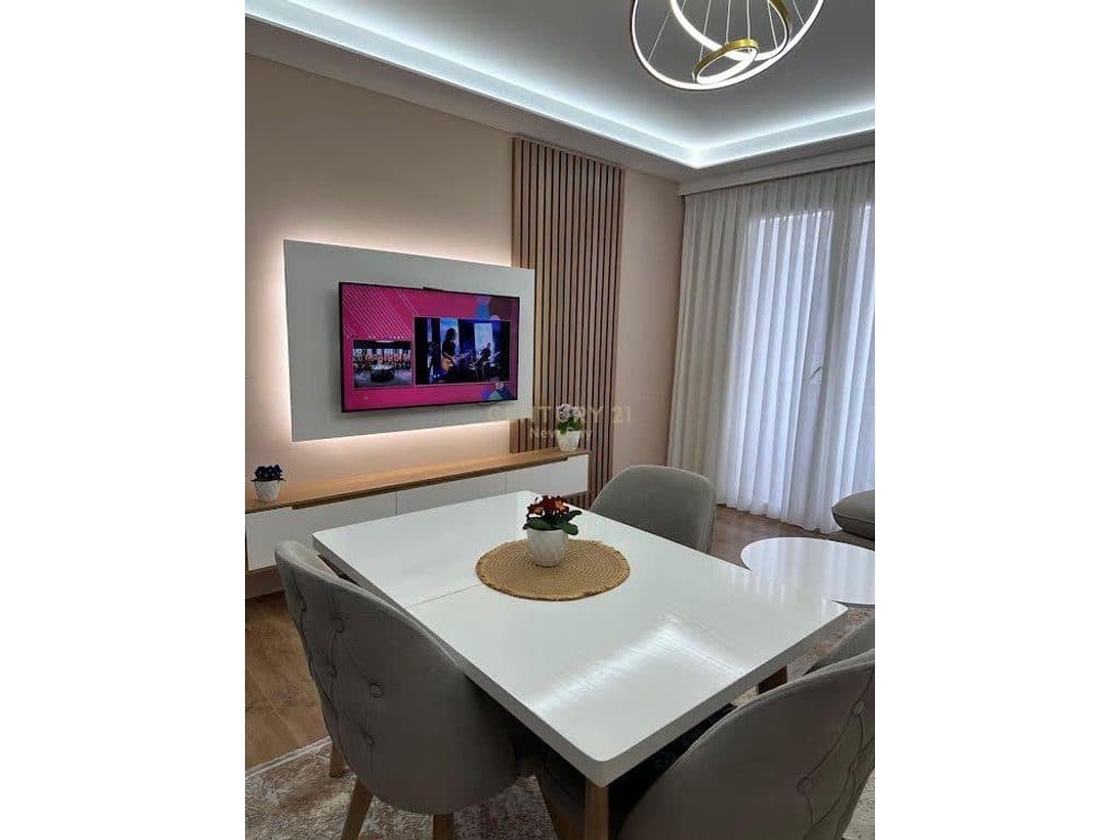 APARTAMENT I RI ME MOBILIM 2+1 PËR SHITJE NË DURRES 3