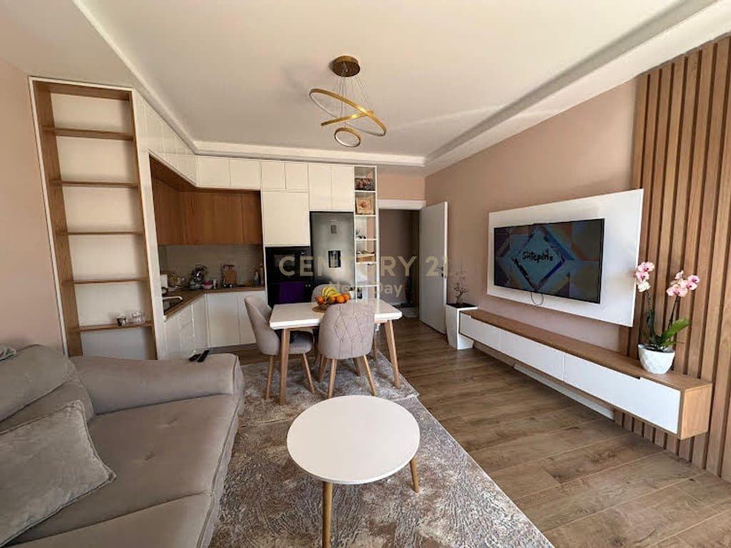 APARTAMENT I RI ME MOBILIM 2+1 PËR SHITJE NË DURRES