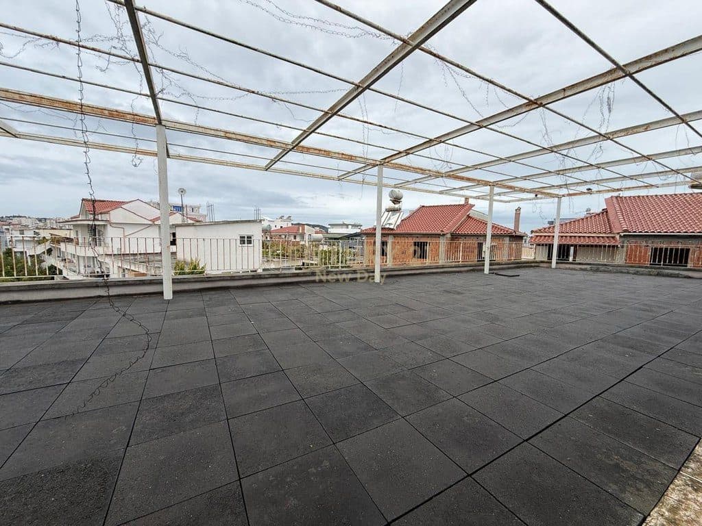 Shitet Godinë Multifunksionale ne Kenete Durrës - 800000€ | 800 m² 3