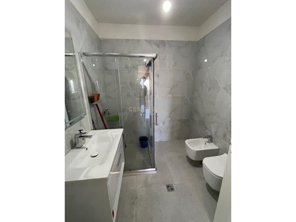 Studio Me Qira në Plazh, Durrës - 395€ | 38 m² 3