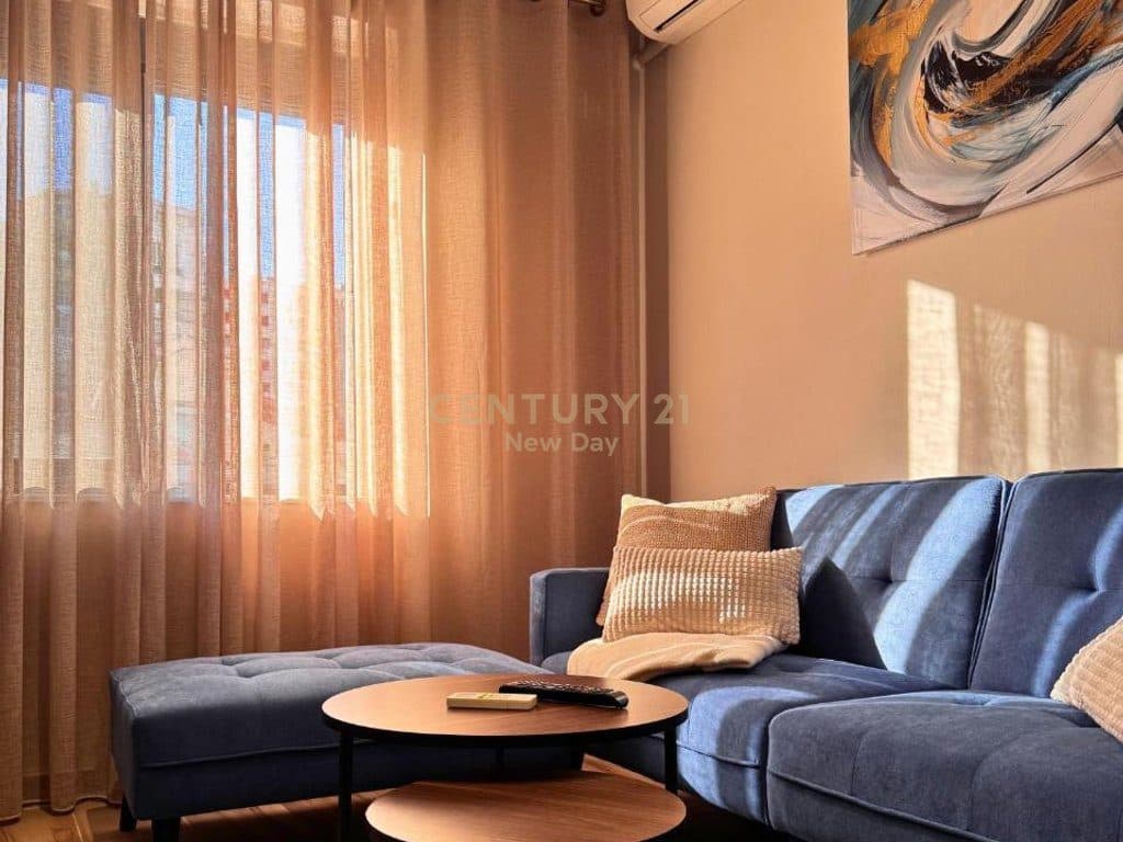 Apartament 2+1 Me Qira në Qender te Durrësit - 700€ | 73 m² 3