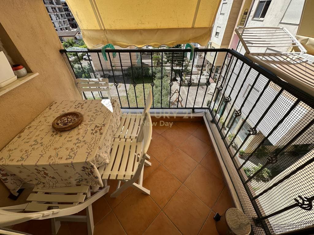 Shitet Apartament i Konvertuar 2+1 në Golem, Durrës - 105000€ | 62 m² 2