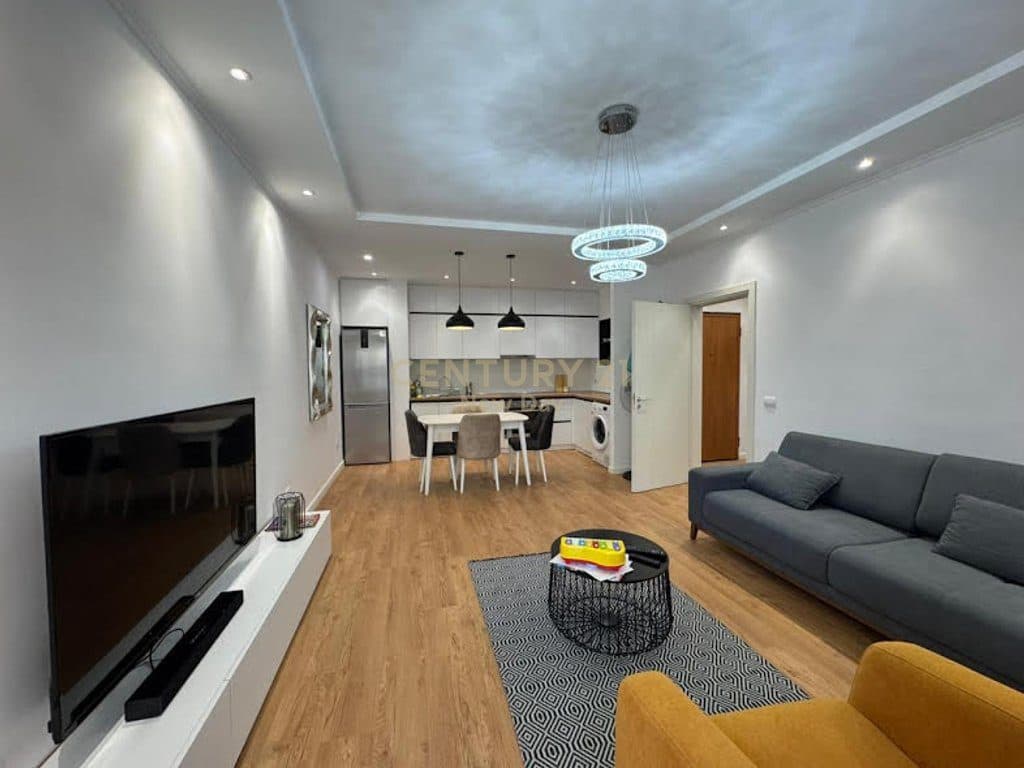 APARTAMENT PER SHITJE TE RRUGA E RE E PORTIT 2