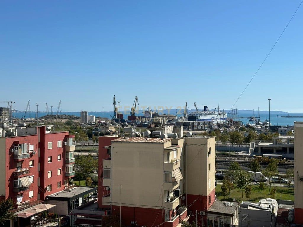 Apartament 2+1 Me Qira në Ujësjellës Kanalizime, Durrës - 600€ | 110 m²