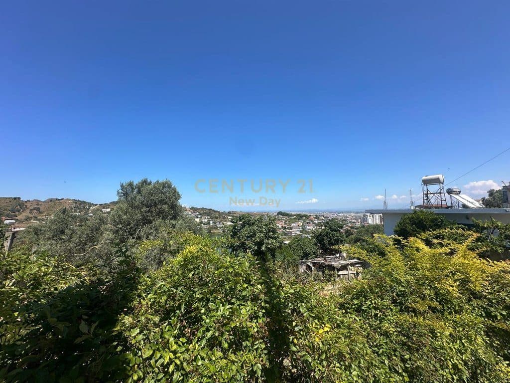 Vilë në shitje te Spitali, Durrës - 250,000€ | 285 m² 3